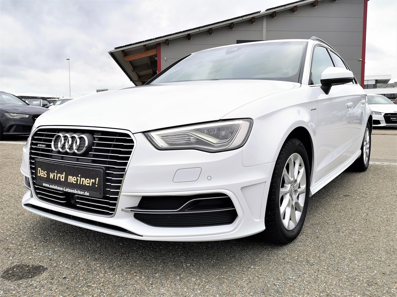 Audi A3 1.4 TFSI Sportback e-tron|S-LINE|B&O|KAM|AHK|DAB
