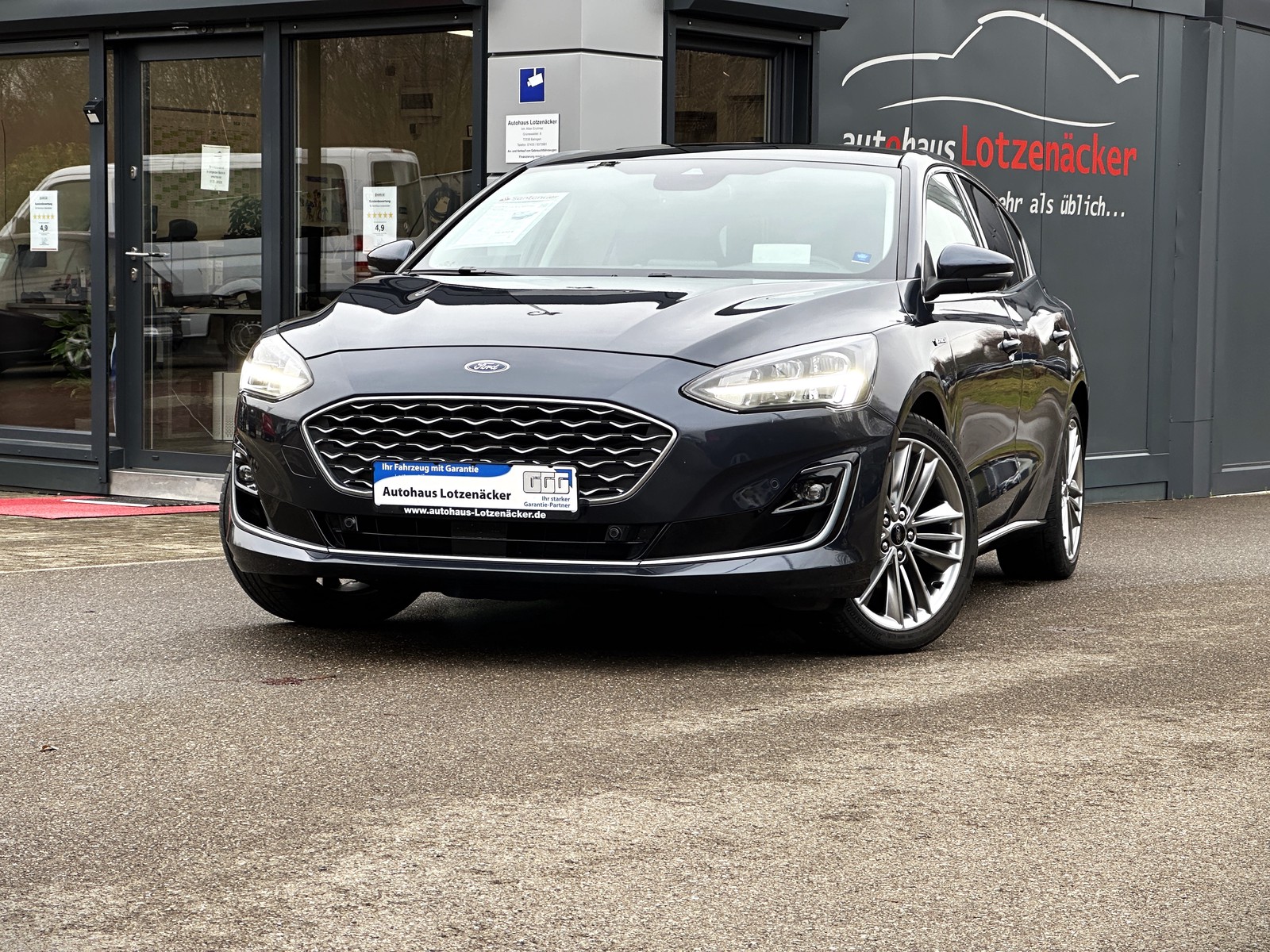 Ford Focus 1.5 Automatik Vignale AHK|PAN|KAM|ACC|SHZ