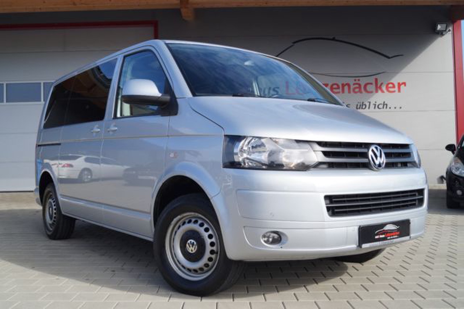 Volkswagen T5 Transporter Kombi *1.HAND,TEMP,AHK,KLIMA,PDC*