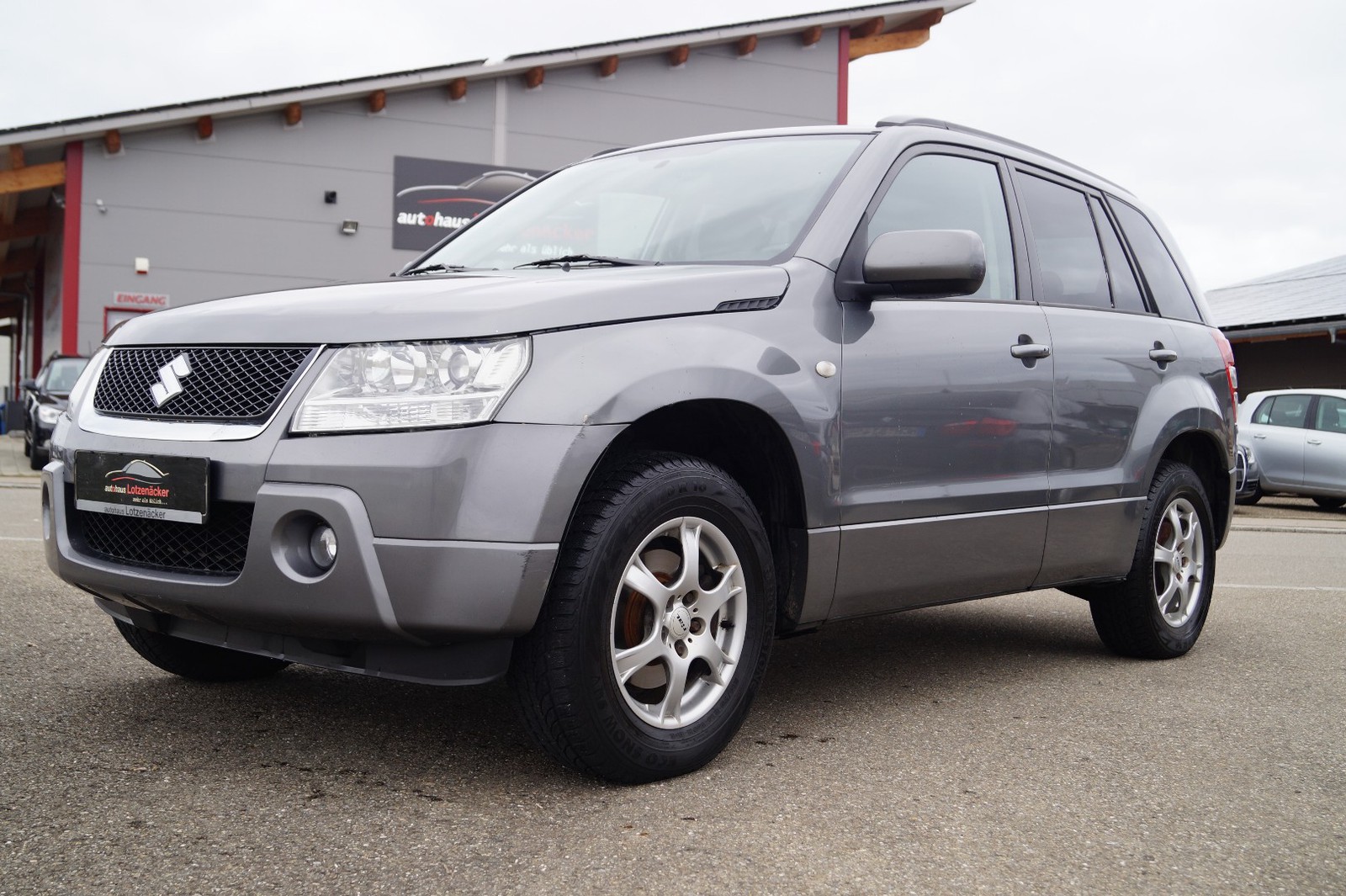 Suzuki Grand Vitara Automatik,NAVI,AHK,TÜV NEU,GARANTIE