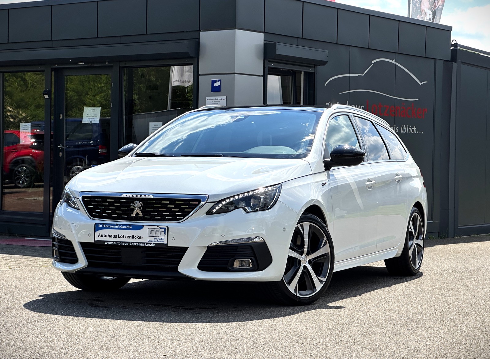 Peugeot 308 SW GT 1.Hd| Pano | Temp | Rcam