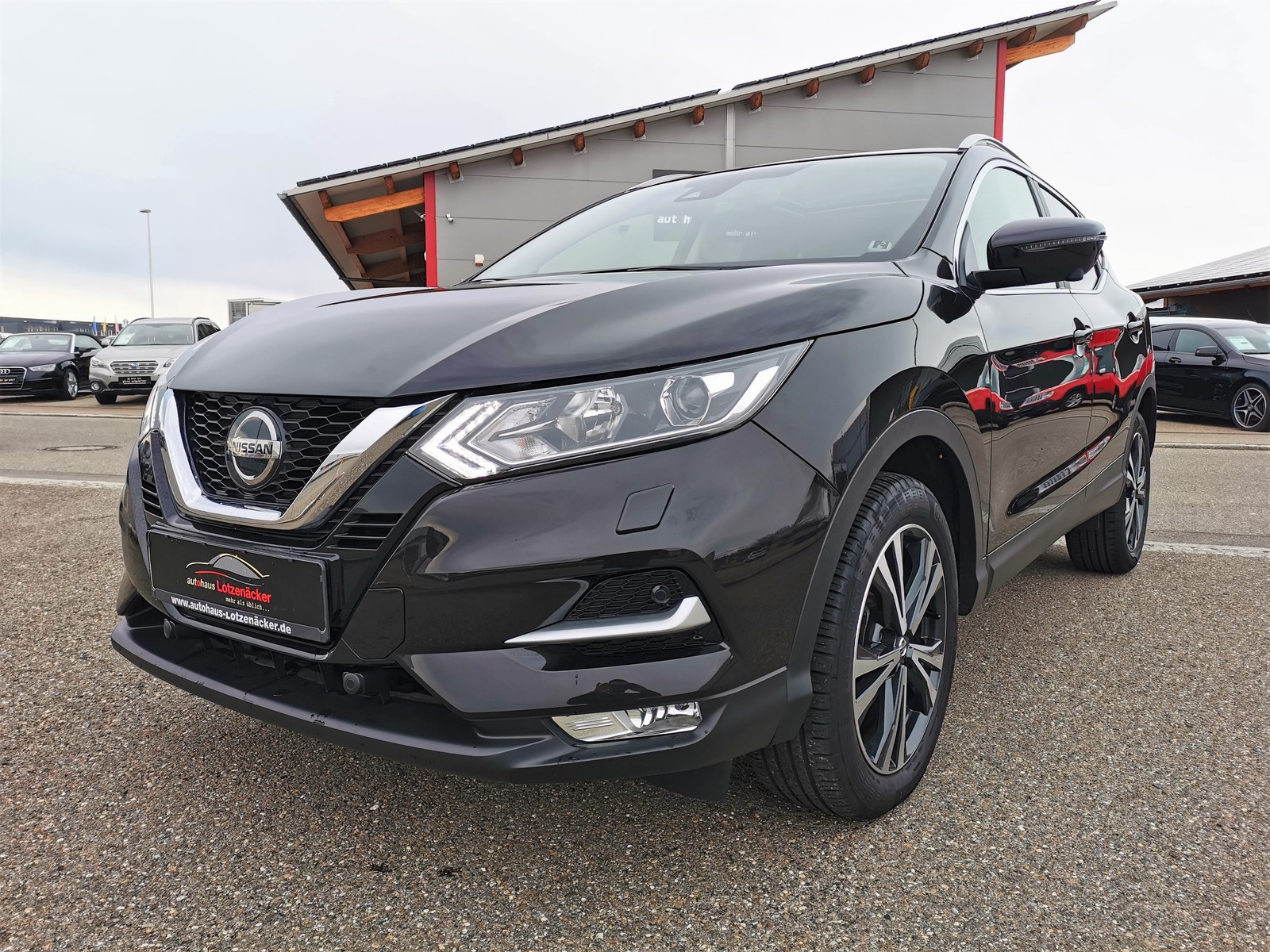 Nissan Qashqai 1.3 DIG-T N-Connecta TEMP|NAVI|360°