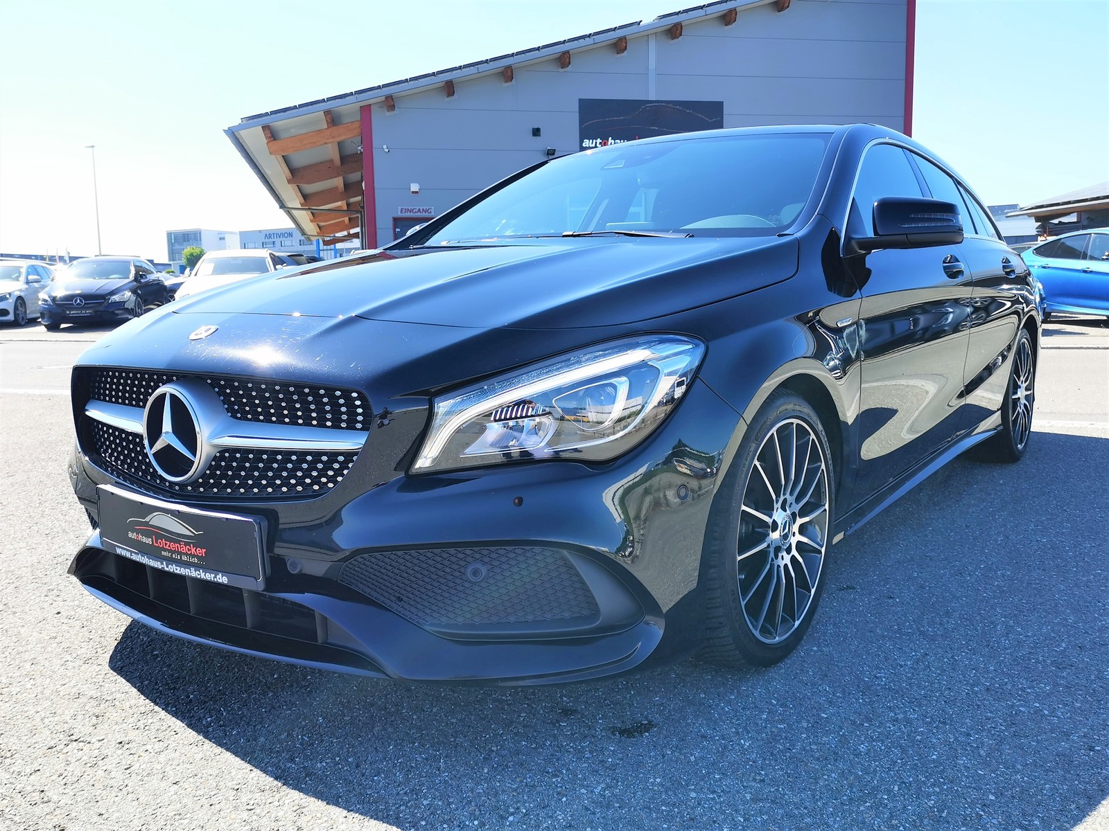 Mercedes-Benz CLA 200 Shooting Brake AMG Line LED|TEMP|KAM|AHK