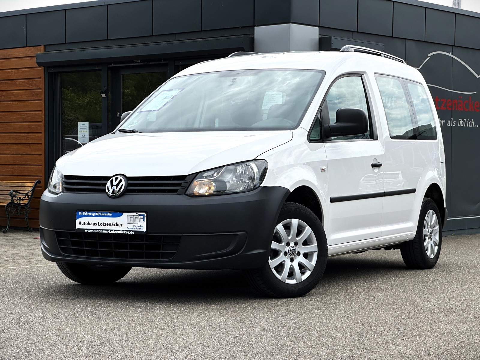 Volkswagen Caddy Kombi 2,0 Erdgas Standheizung Klima AHK