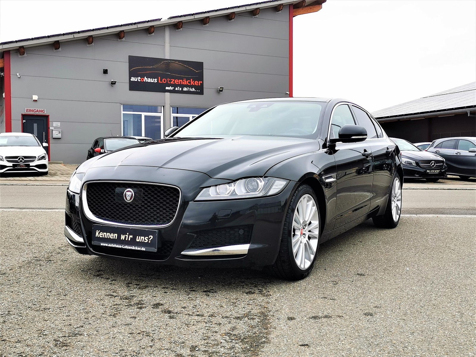 Jaguar XF 30d Prestige 2.HAND|ACC|KEYLESS|MERIDIAN|LEDER