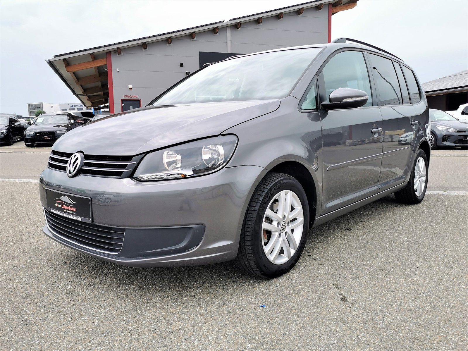 Volkswagen Touran 1.6TDI Comfortline BMT 7-SITZER|AHK|STHZ