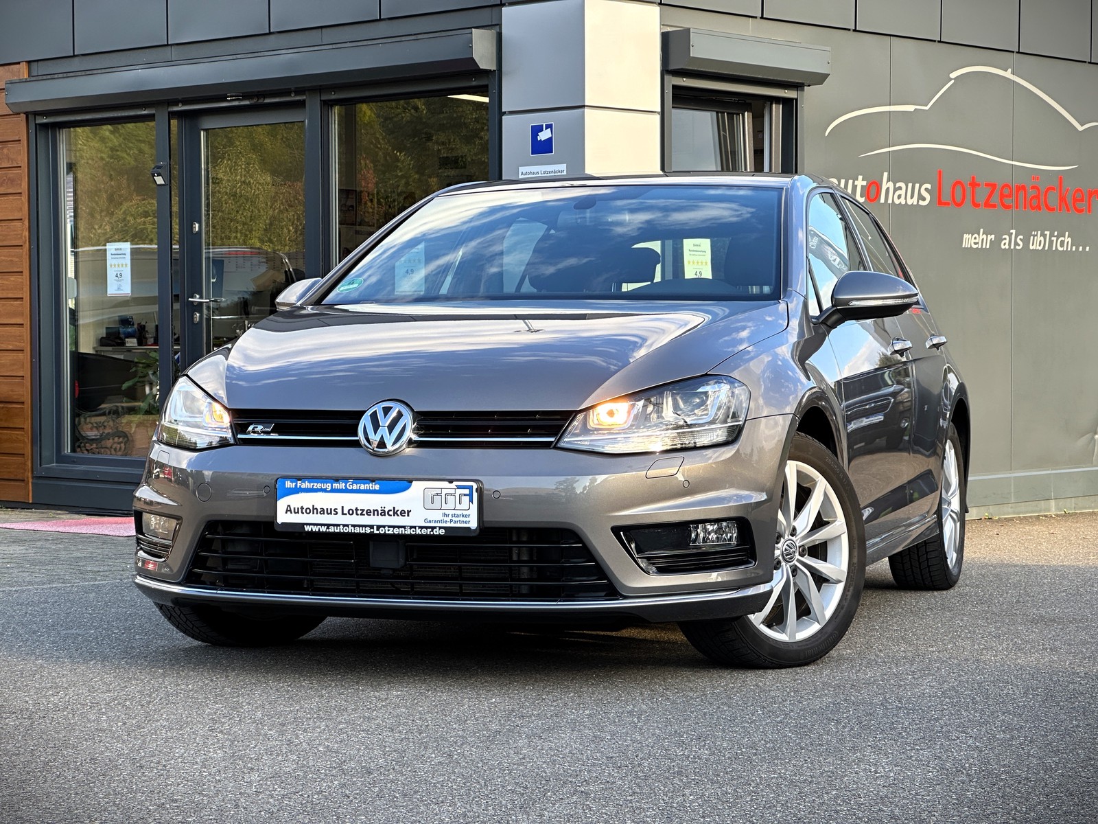 Volkswagen Golf VII 1,4 R-Line Navi|Bi-Xen|ACC|VW-SH|Keyless