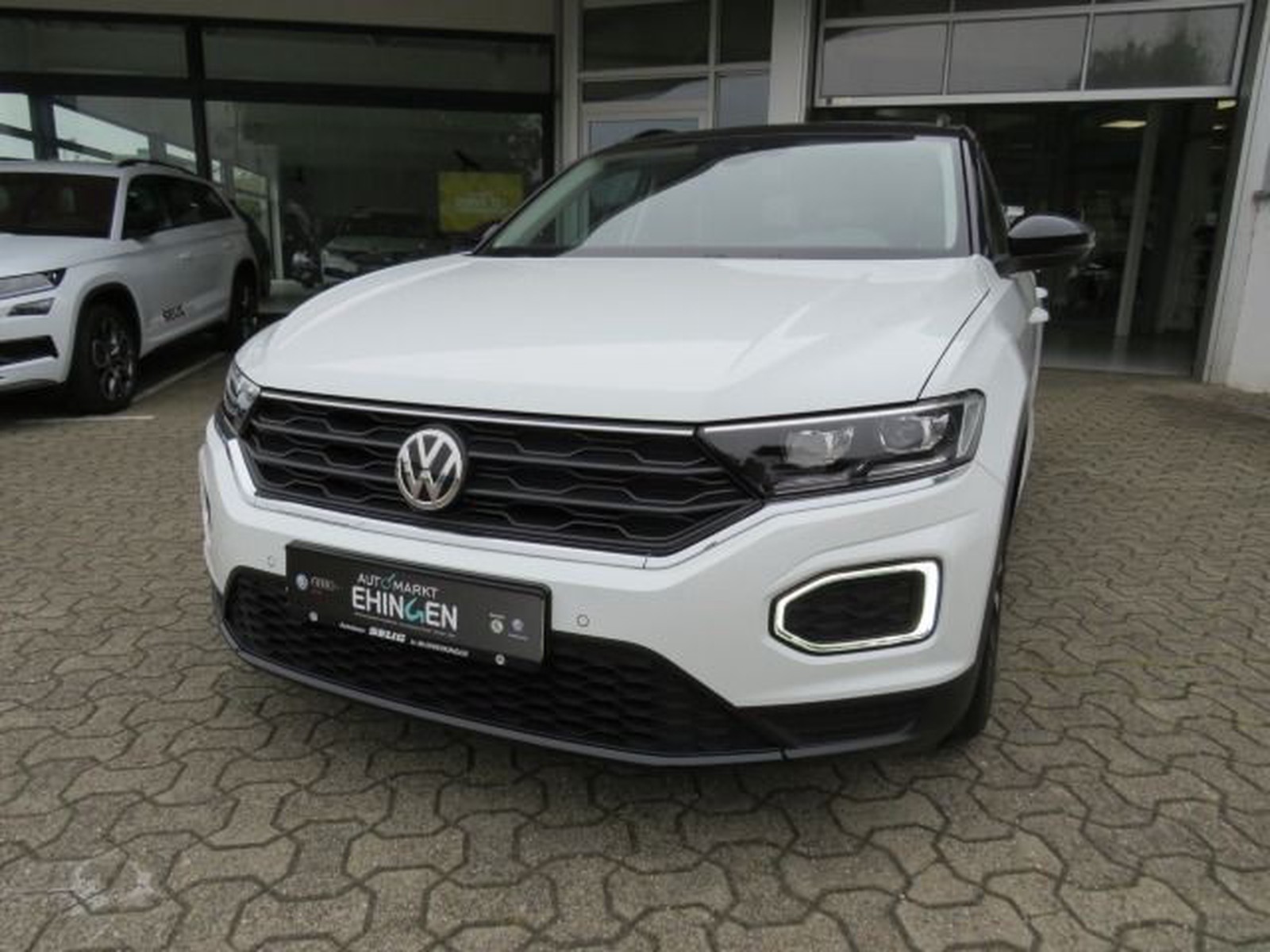 Volkswagen T-Roc 1.0 TSI 115 PS Style, Act. Info Display, Panoramadach, LED, PDC,