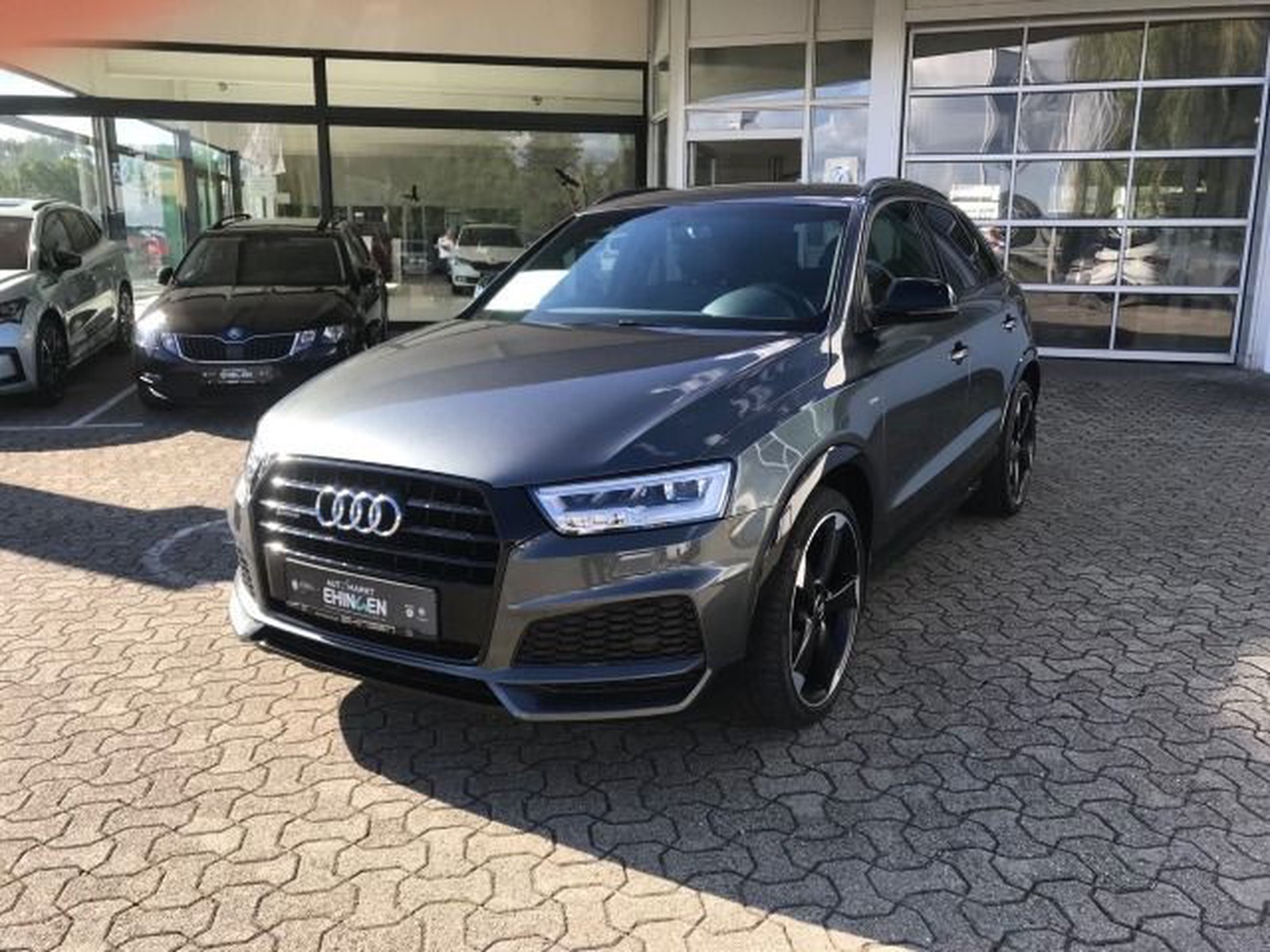 Audi Q3 2.0 TDI sport quattro, S-Line, LED, Navi, AHK, ...