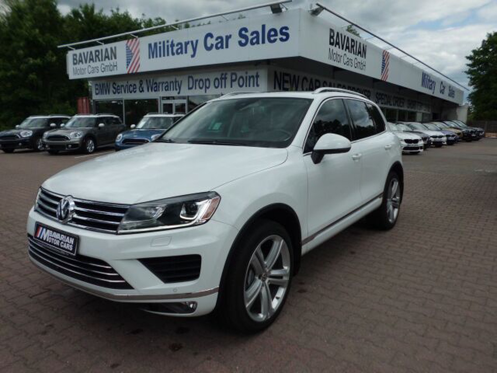 volkswagen-touareg-vr6-executive-4motion-tax-free-military-sales-in