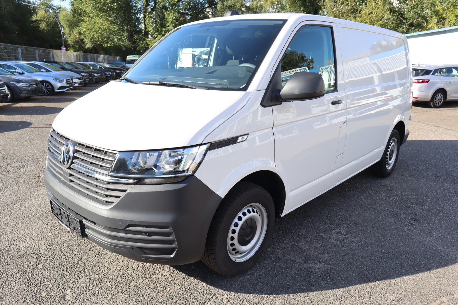 Volkswagen T6.1 Transporter Kasten 2.0TDI Navi Klima PDC