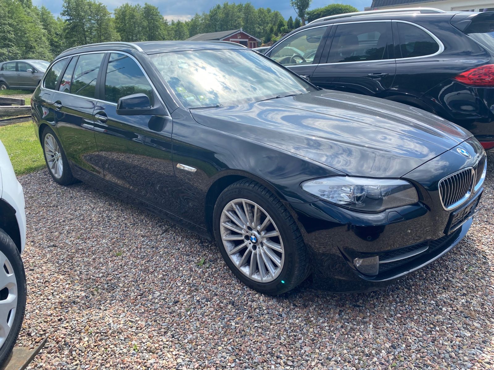 BMW 523i Touring Panorama Leder AHK