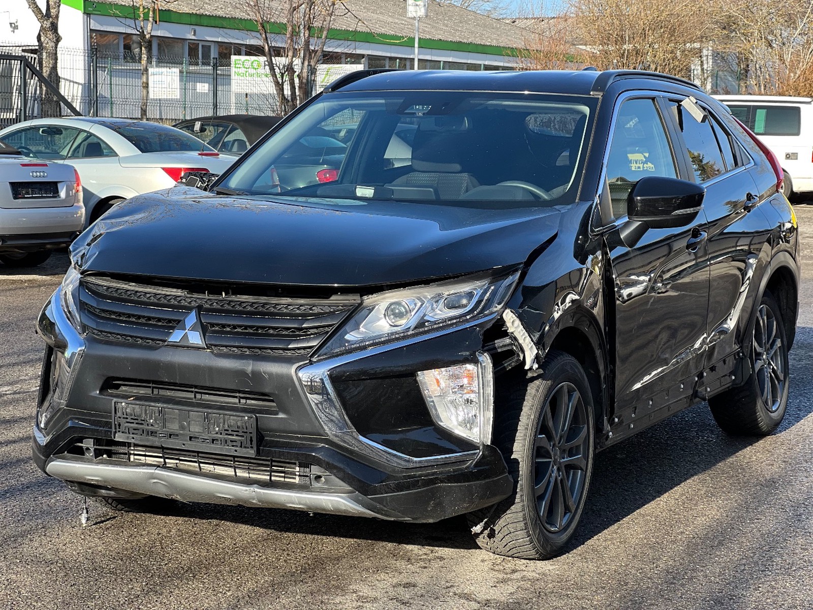 Mitsubishi Eclipse Cross Diamant Edition 2WD TÜV 08/24 Xenon Navi Tempo Kamera Multi