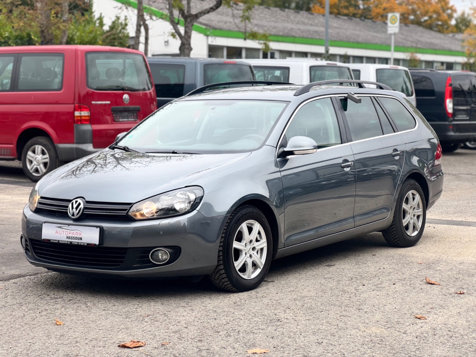Volkswagen Golf VI Variant TÜV 02/27 Navi PDC Klimaaut.