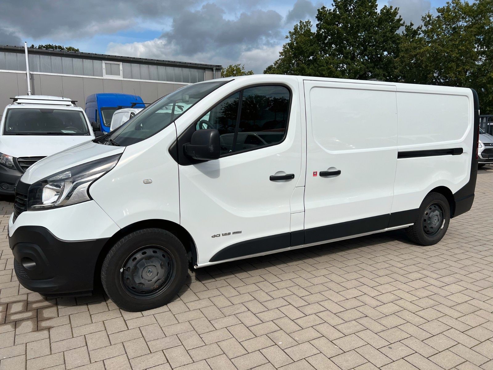Renault Trafic Kasten L2H1 2,9t Komfort/Navi/Kamera/EUR6