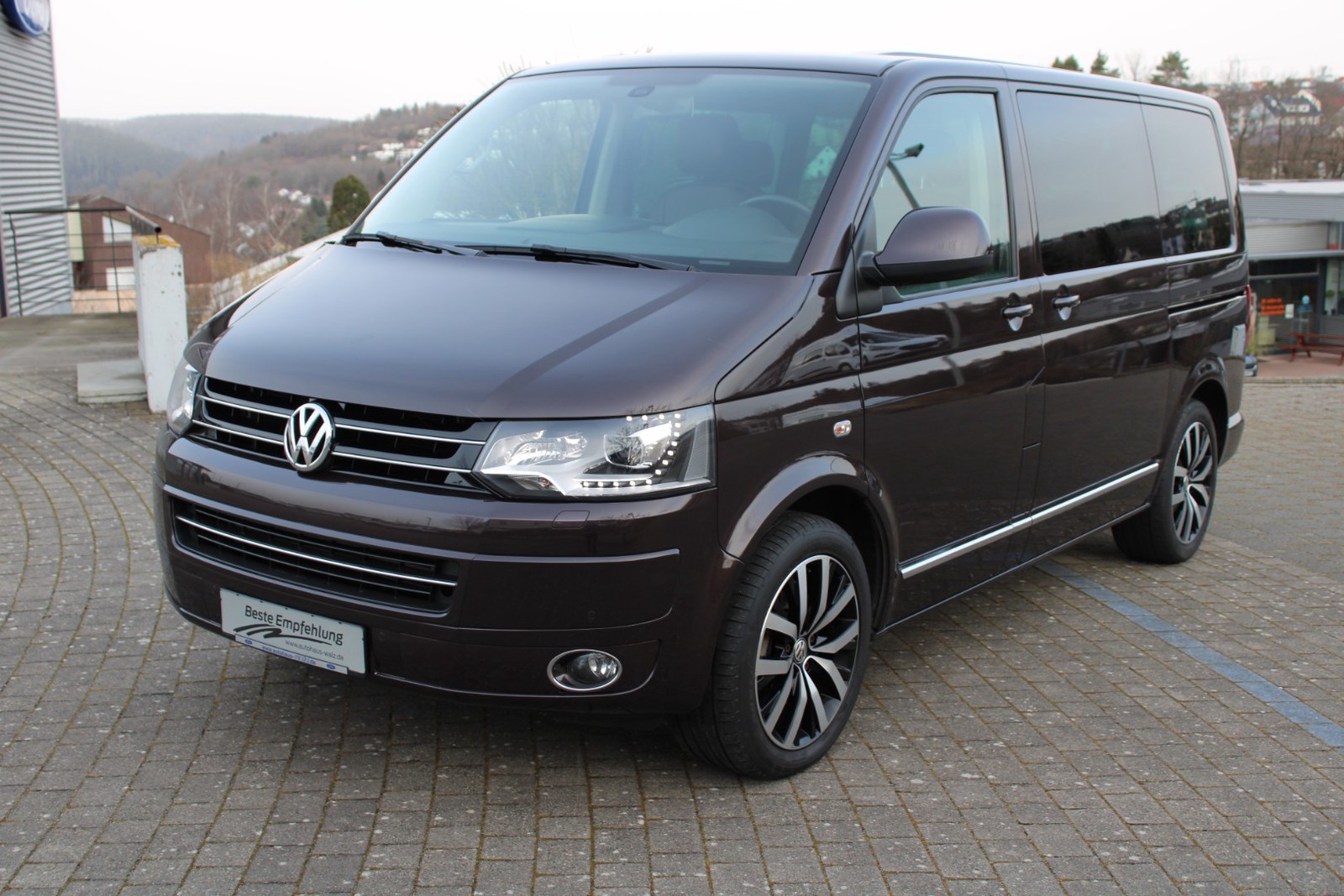 Volkswagen T5 Multivan gebraucht kaufen in Düsseldorf Preis 20990 eur -  Int.Nr.: 2116 VERKAUFT