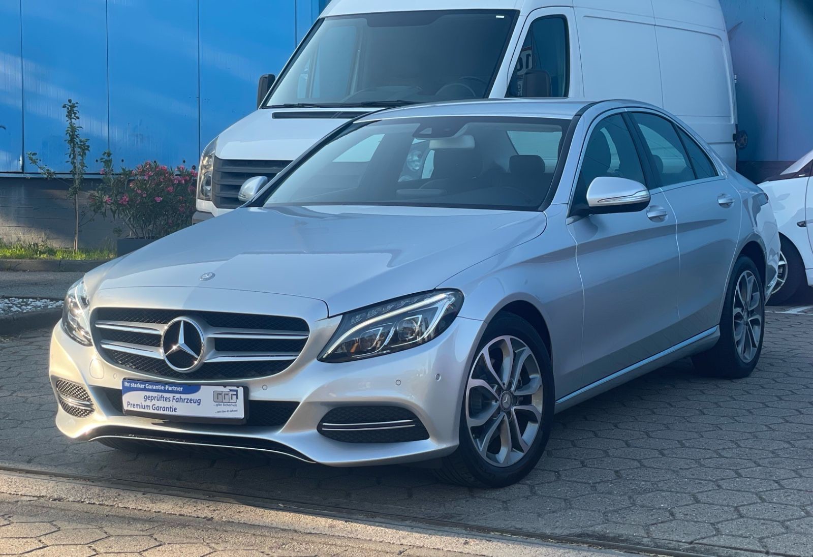 Mercedes-Benz C 220d BlueTEC Avantgarde*COMAND*LED*F1*LEDER*