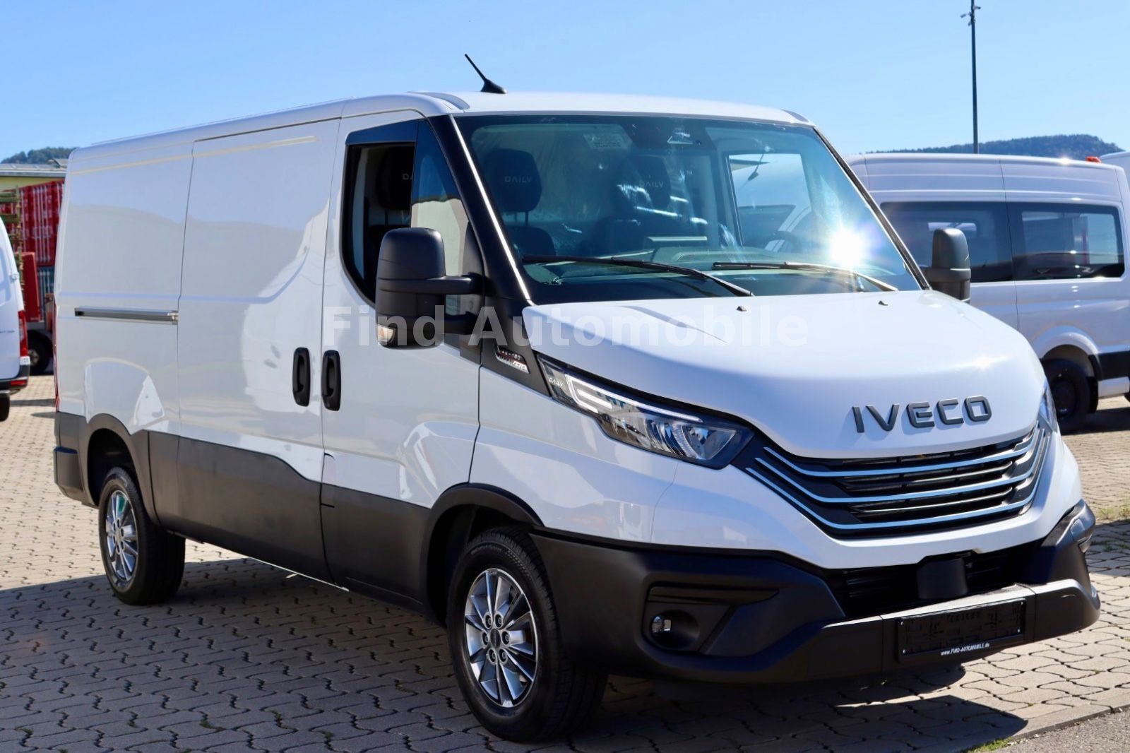 Iveco Daily 35S18HA V 3.0L 9m3 *ACC*NAVI*3,5tAHK*KAMER V ACC NAVI 3,5tAHK KAMER