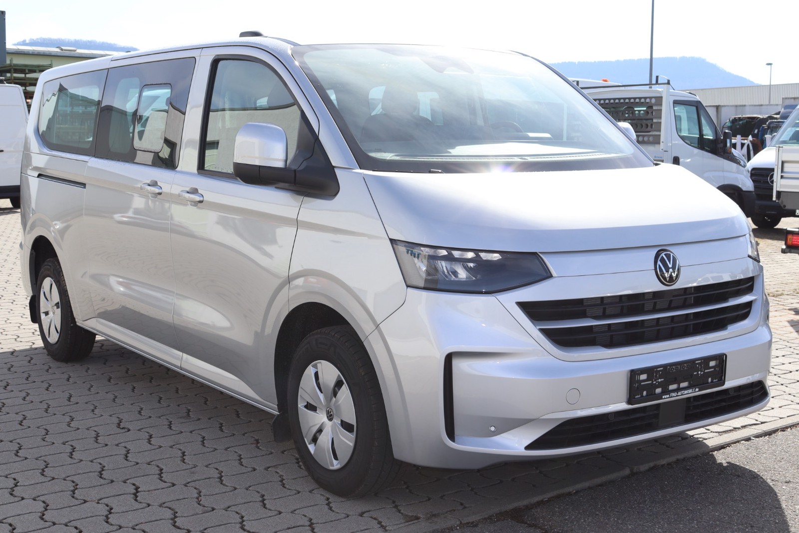Volkswagen T7 Kombi 5-Sitzer Lang *LED*APP-CON*KAM*SHZ*N1* LED APP-CON KAM SHZ N1