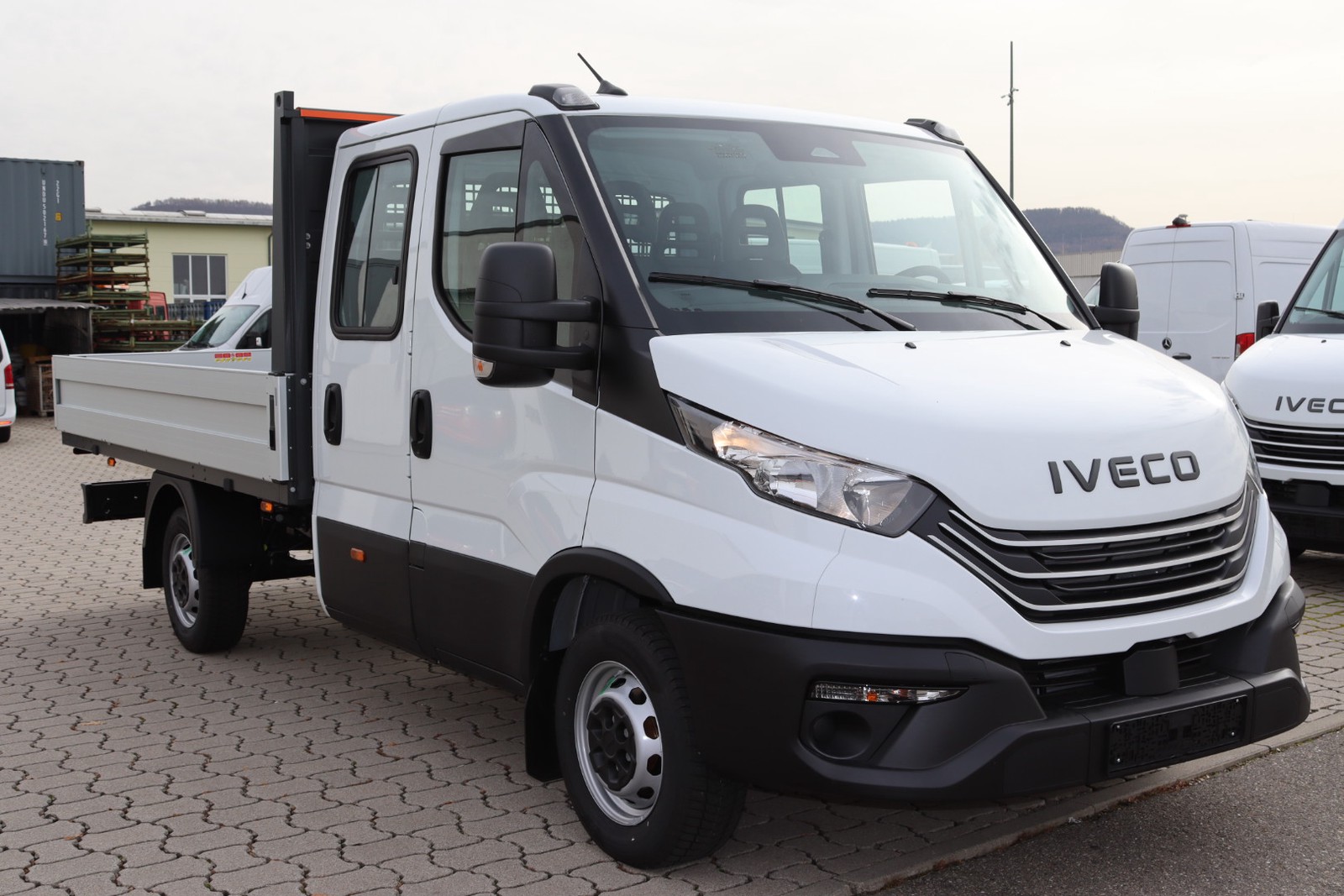 Iveco Daily 35S16H3.0A8Y D DOKA 3.0L Pritsche 3.5t AHK