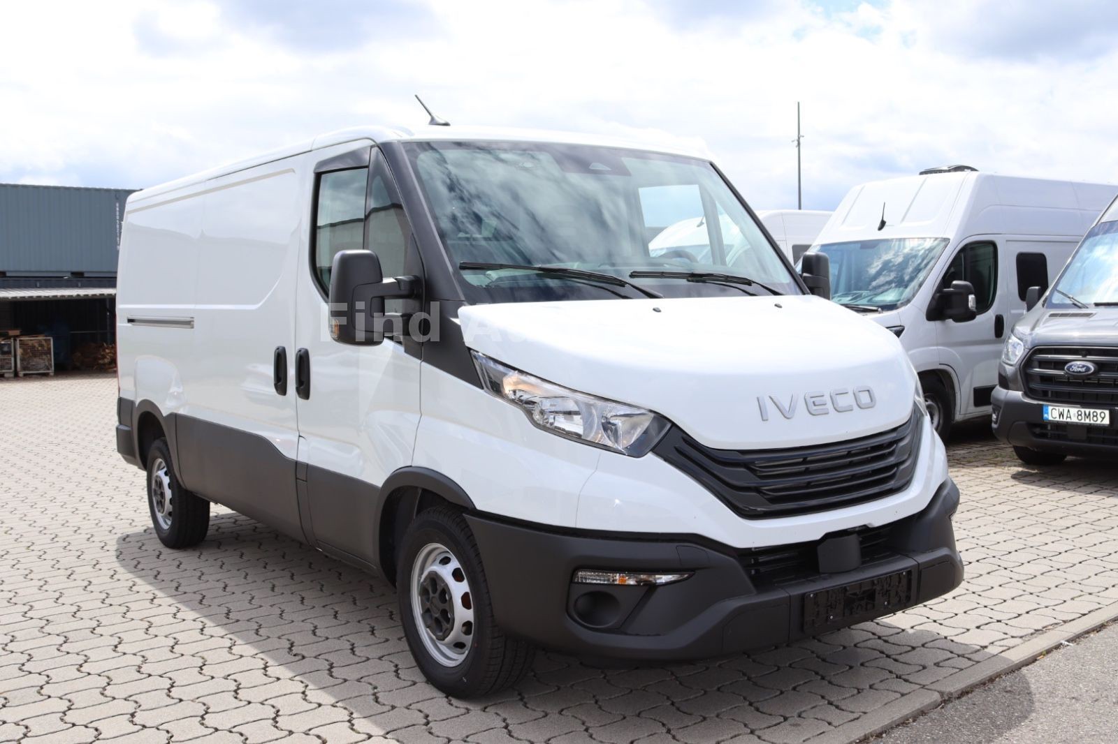Iveco Daily 35S16HA V 3.0L L2H1 AUTOM*HOLZ*APP*3,5tAHK V AUTOM HOLZ APP 3,5tAHK