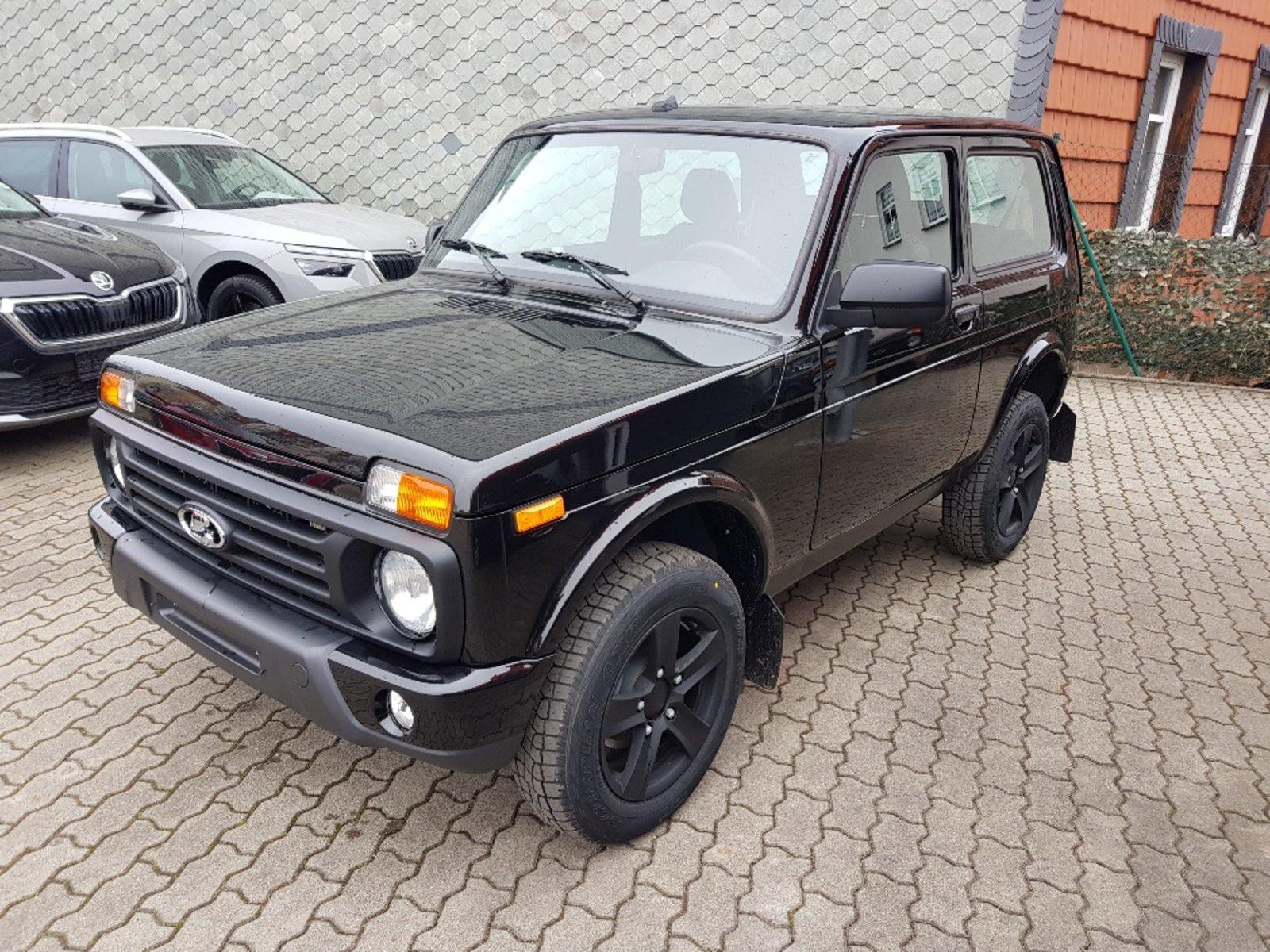 Lada niva legend black