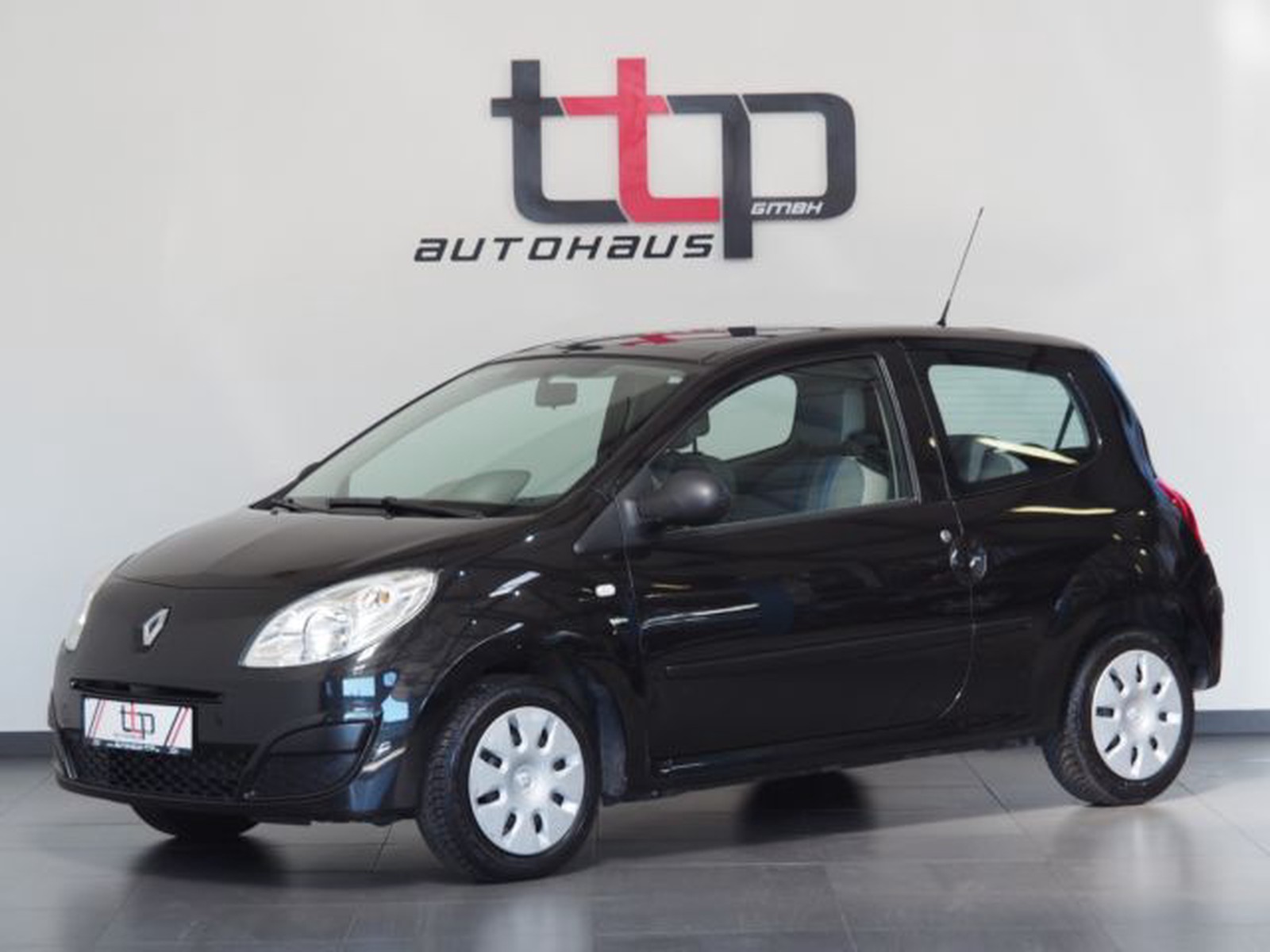 Renault Twingo Used Buy In Heroldstatt Price 4500 Eur Int Nr 186 Sold