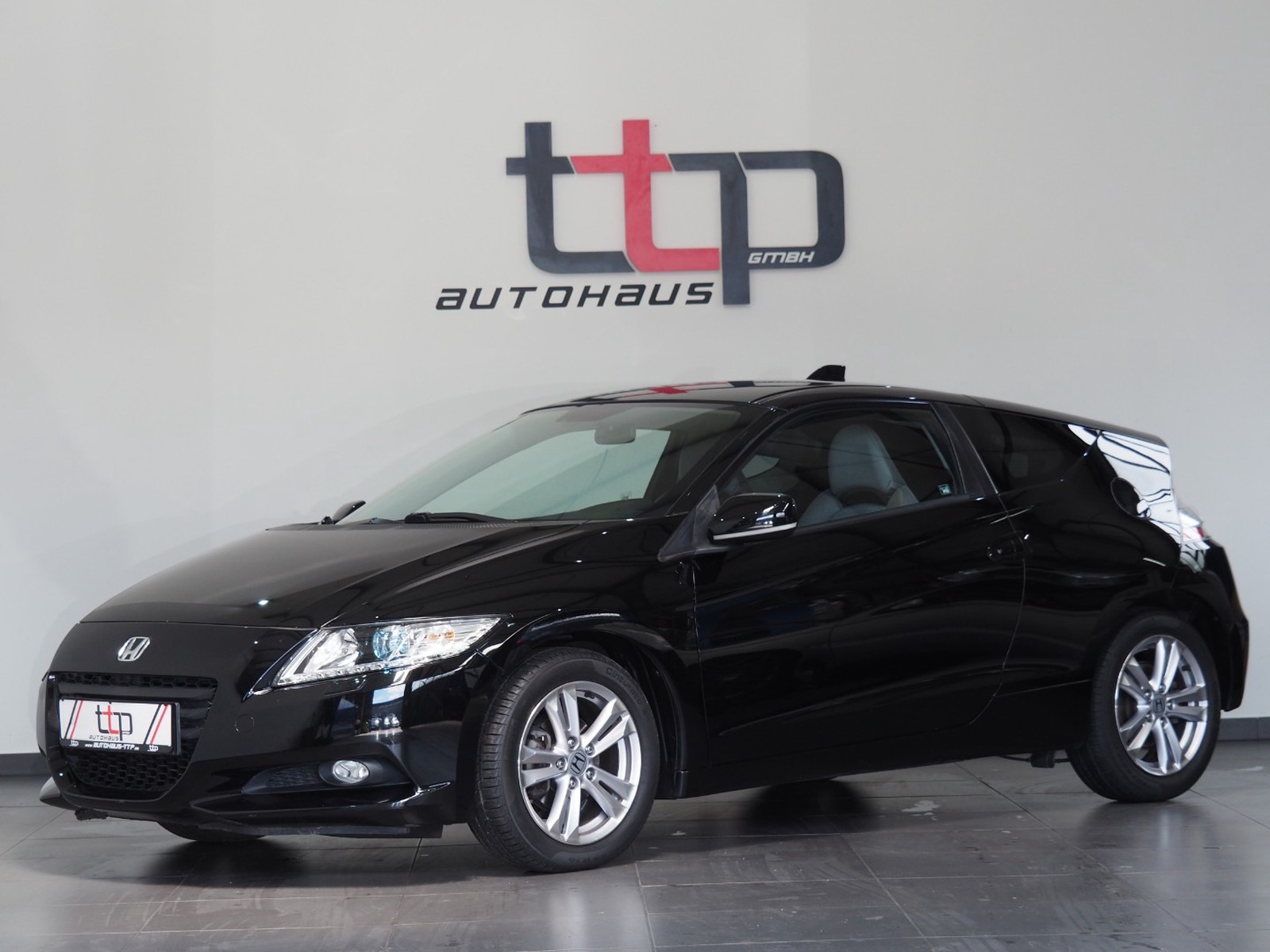 Honda Cr Z Gt 1 5 Hybrid Aus 1 Hand Xenon Sitzheizung Used Buy In Heroldstatt Price 8950 Eur Int Nr 1795 Sold