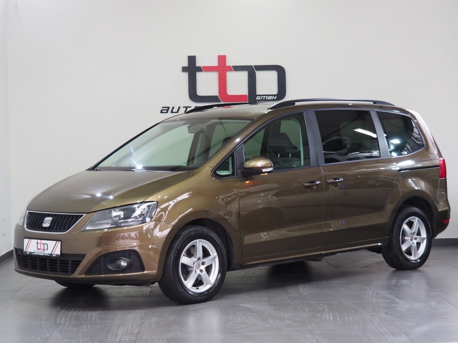 Seat Alhambra 2 0 Tdi Style Navi 7 Sitzer 16alu Gebraucht Kaufen In Heroldstatt Preis 110 Eur Int Nr 2624 Verkauft