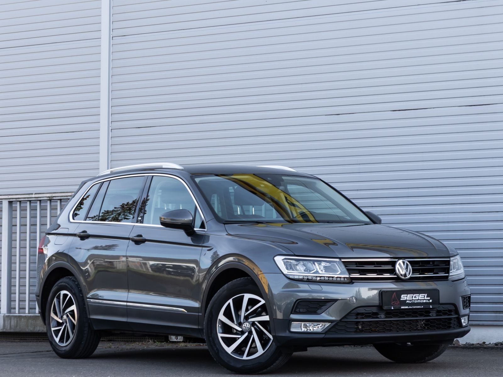 Volkswagen Tiguan 1.4 TSI*SOUND*VIRTUAL*NAVI*AHK*PDC*ACC*