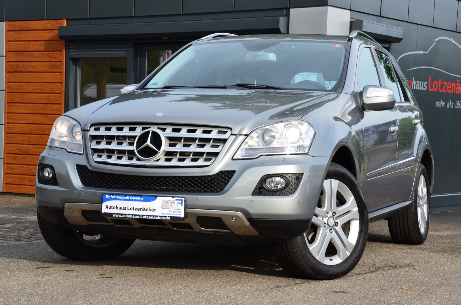 Mercedes-Benz M -Klasse ML 350 Blutec 4-Matic Eu6 |Glasd| Airmat | AHK| belüft Sitze