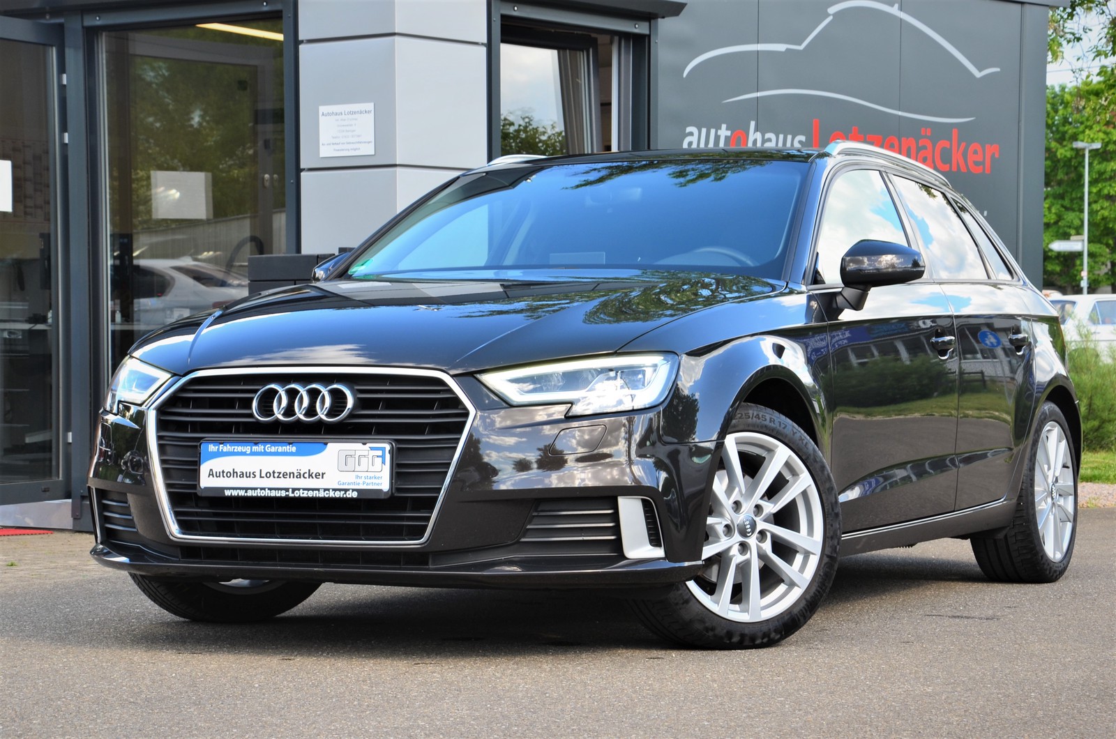 Audi A3 Sportback 1.4 TFSI Sport Pano Navi Bremsen NEU