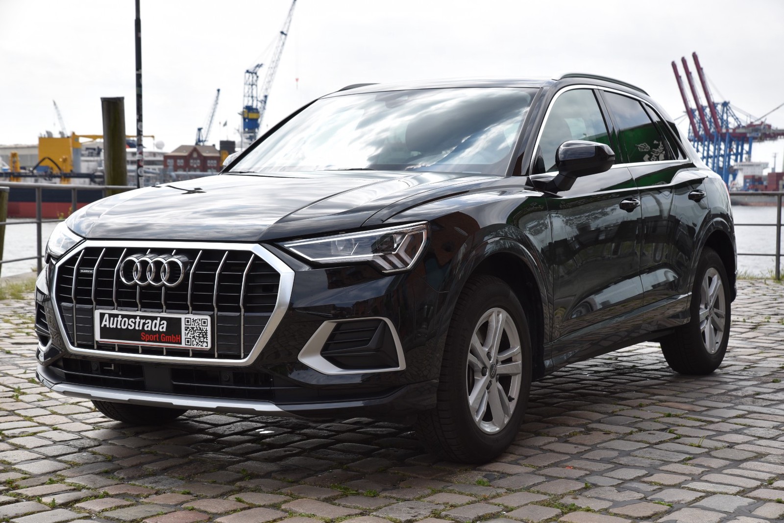 Audi Q3 40 TDI quattro advanced used buy in Hamburg Price 36900 eur ...