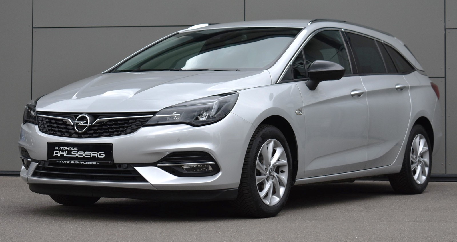 Opel Astra K ST EDITION/ KAMERA/LED/TEMPO./CARPLAY/DAB