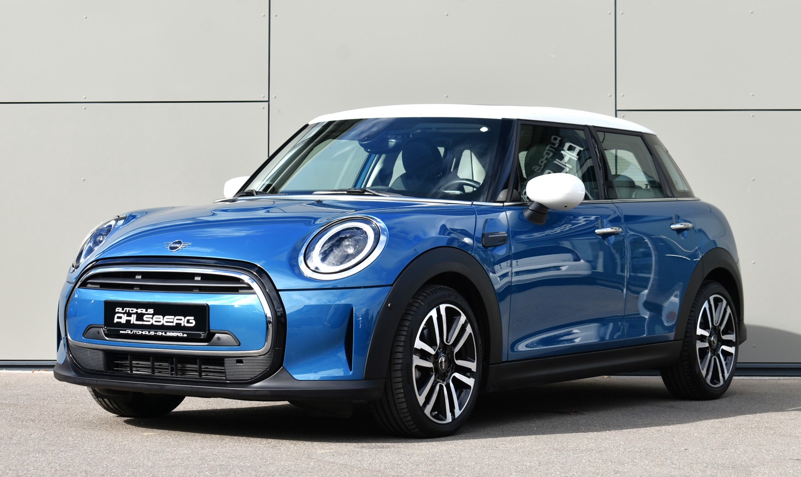 MINI COOPER CLASSIC TRIM LIVE/LED/HUD/H&K/PANO/KAMERA