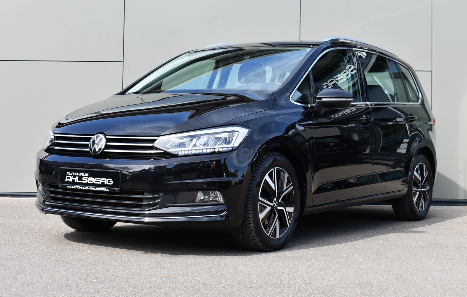 Volkswagen Touran Highline ACC/LED/Digital.C/R.Kamera/DAB