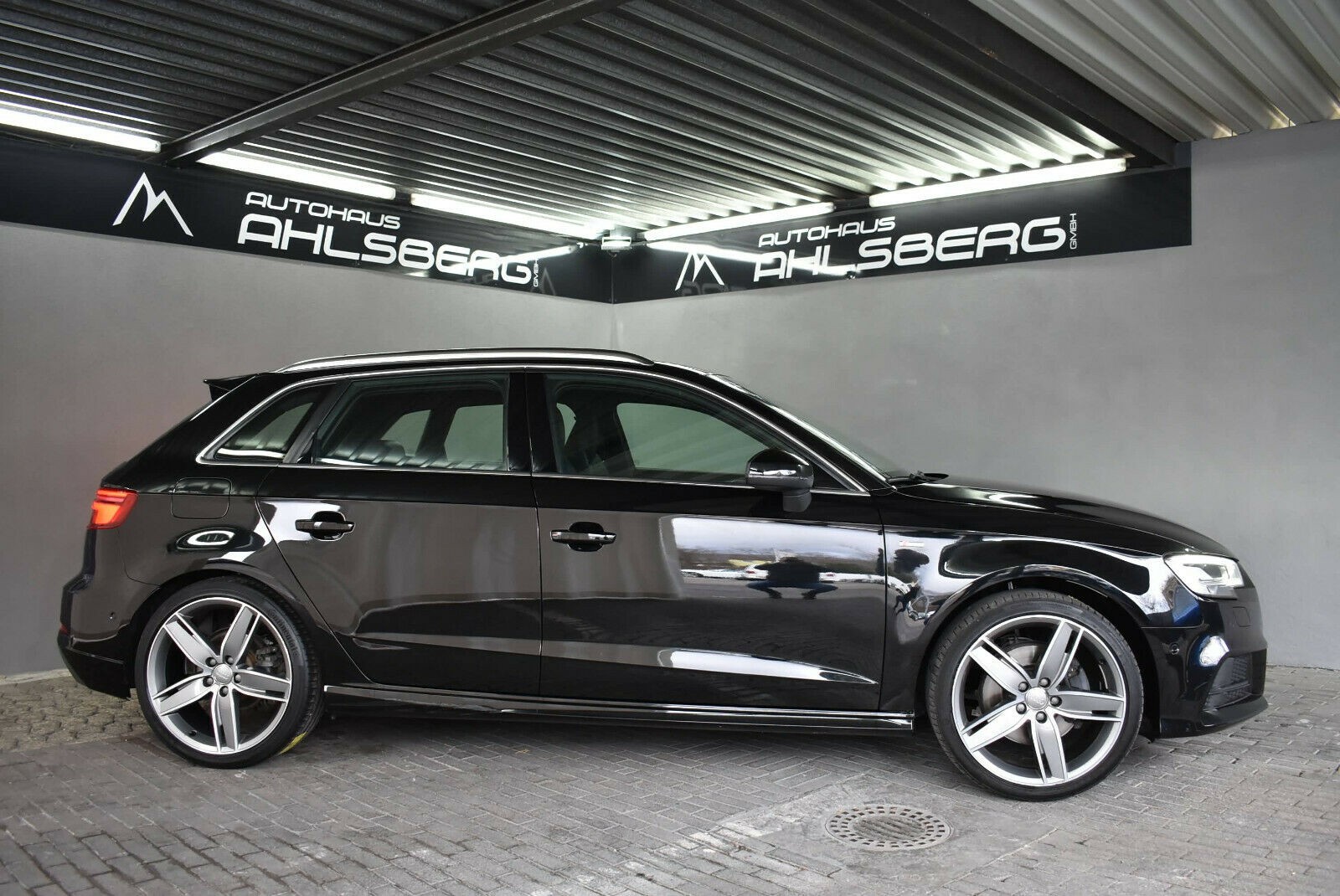 Audi A3 Sportback sport /Matrix/ACC/Lane/Side