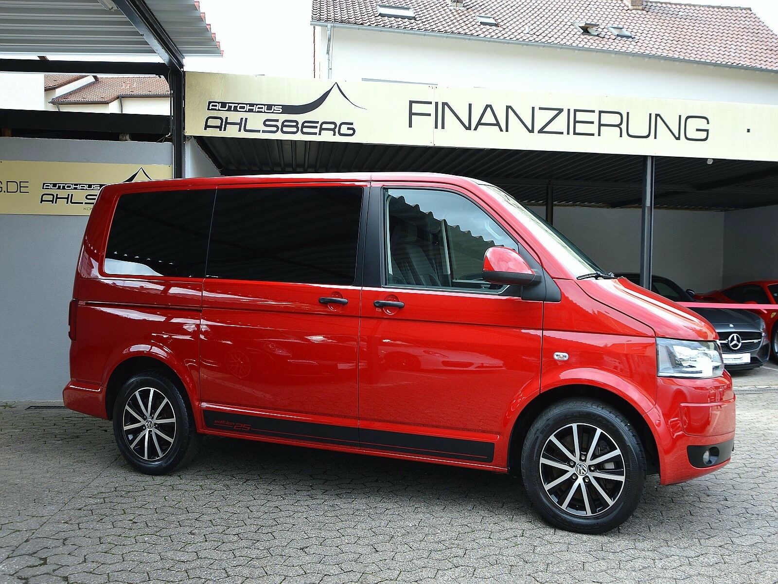 Volkswagen T5 Multivan Edition25 DSG/Bi-Xenon/Standheizung/AHK