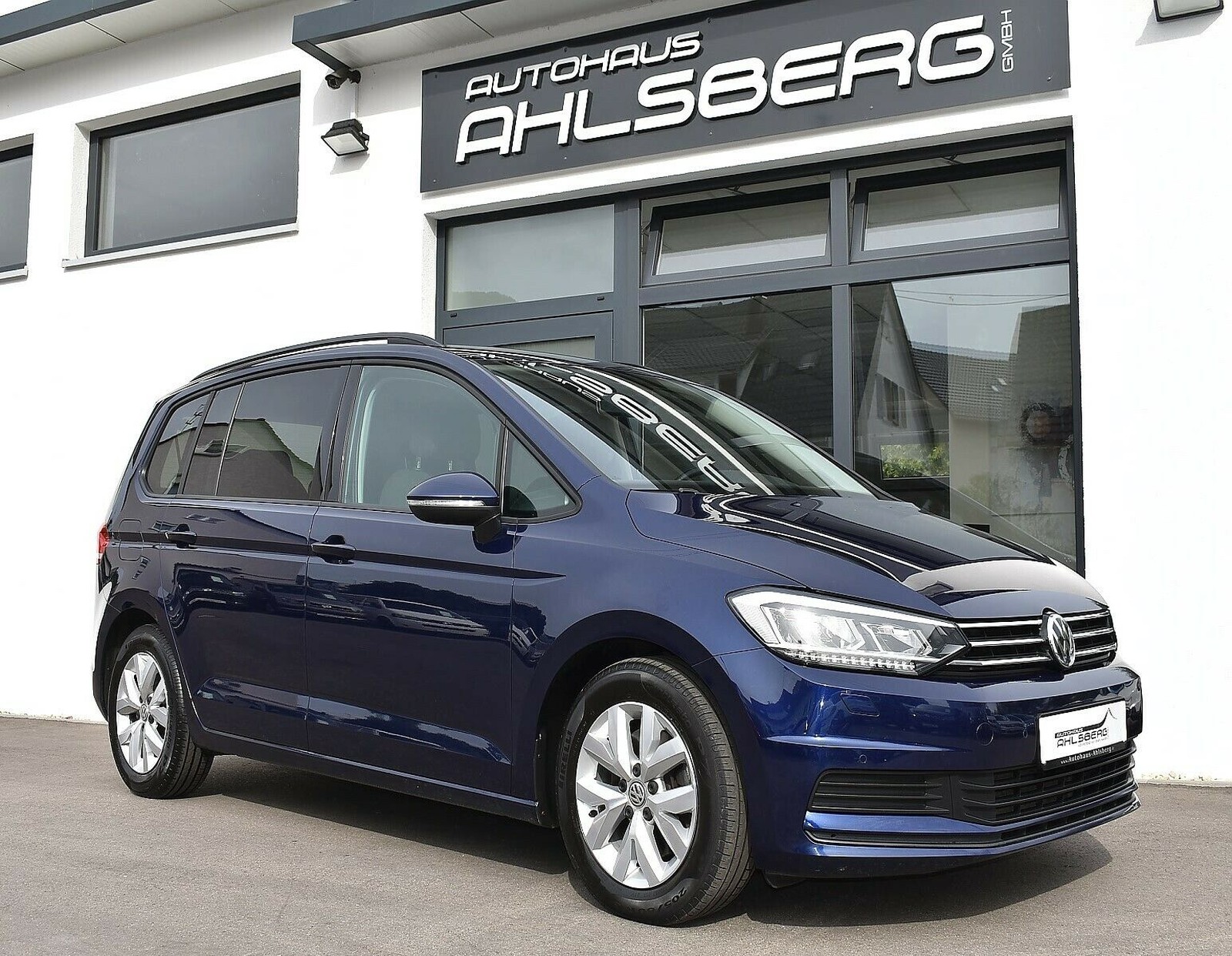 Volkswagen Touran Comfortline BMT/ 7-Sitzer/Standheiz./ACC/Navi/1.Hand/EU6