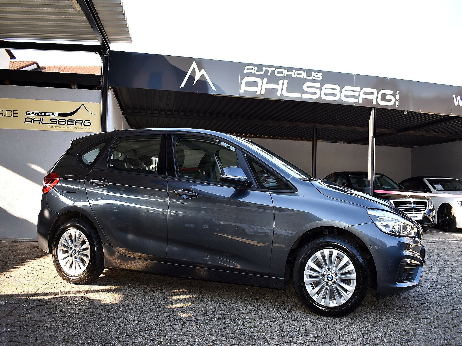 BMW 220 Active Tourer d /Navi/LED/HUD/Kamera/Euro6