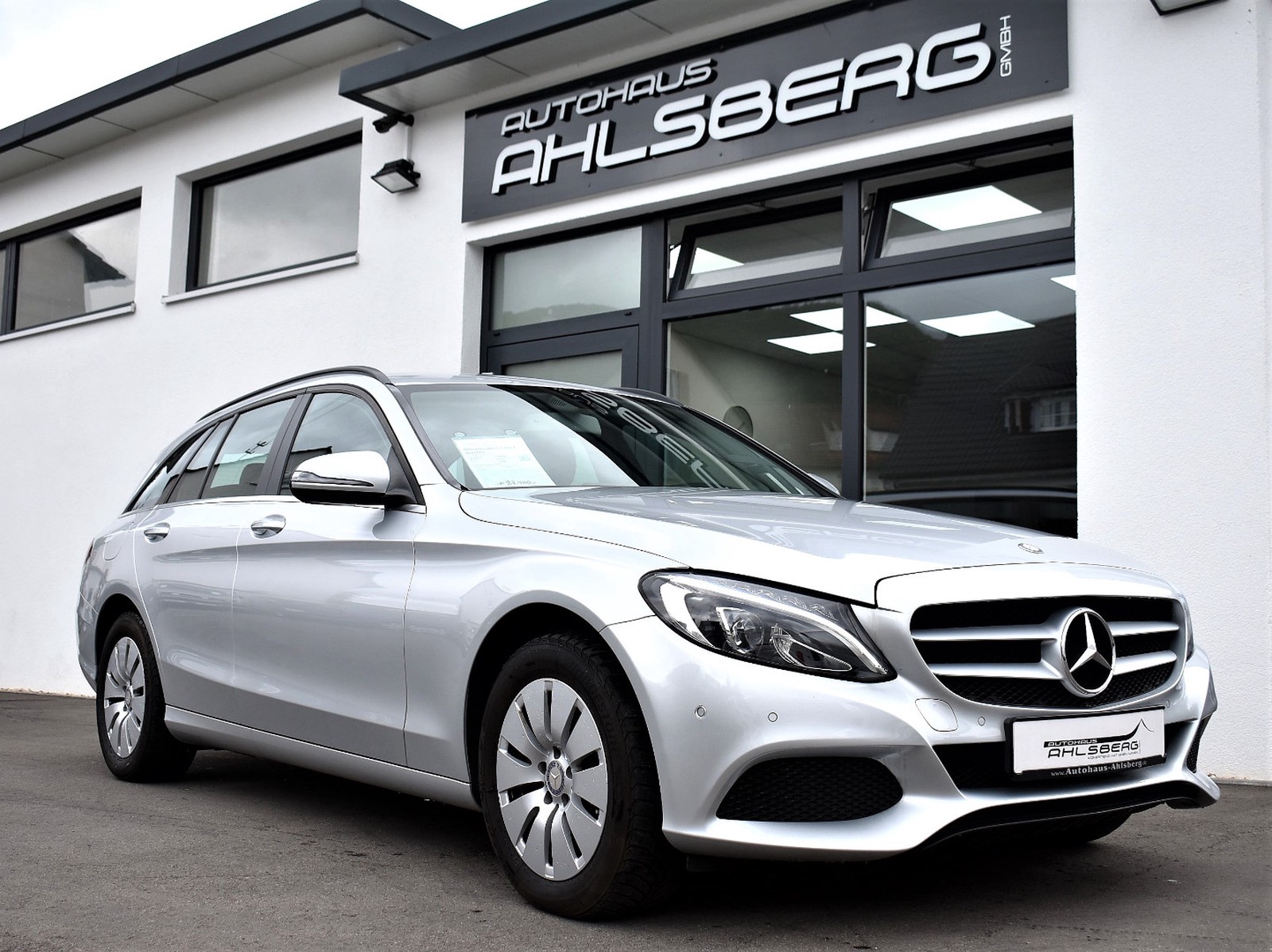 Mercedes-Benz C 220 T BlueTEC /AHK/LED/Navi/SHZ/PDC/Tempo
