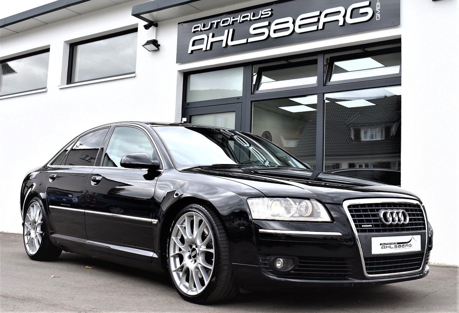 Audi A8 4.2 FSI quattro XENON,NAVI,LUFTFEDERUNG,