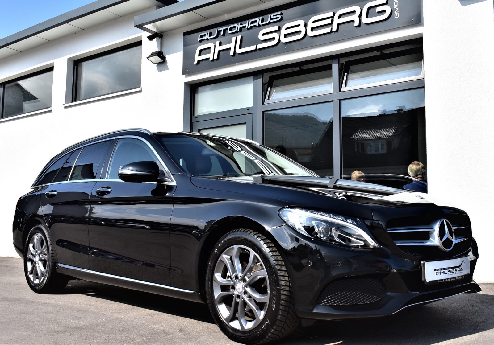 Mercedes-Benz 9G-Tronic Avantgarde /LED/NAVI/Leder/Kam /LED/NAVI/Leder/KEYLESS