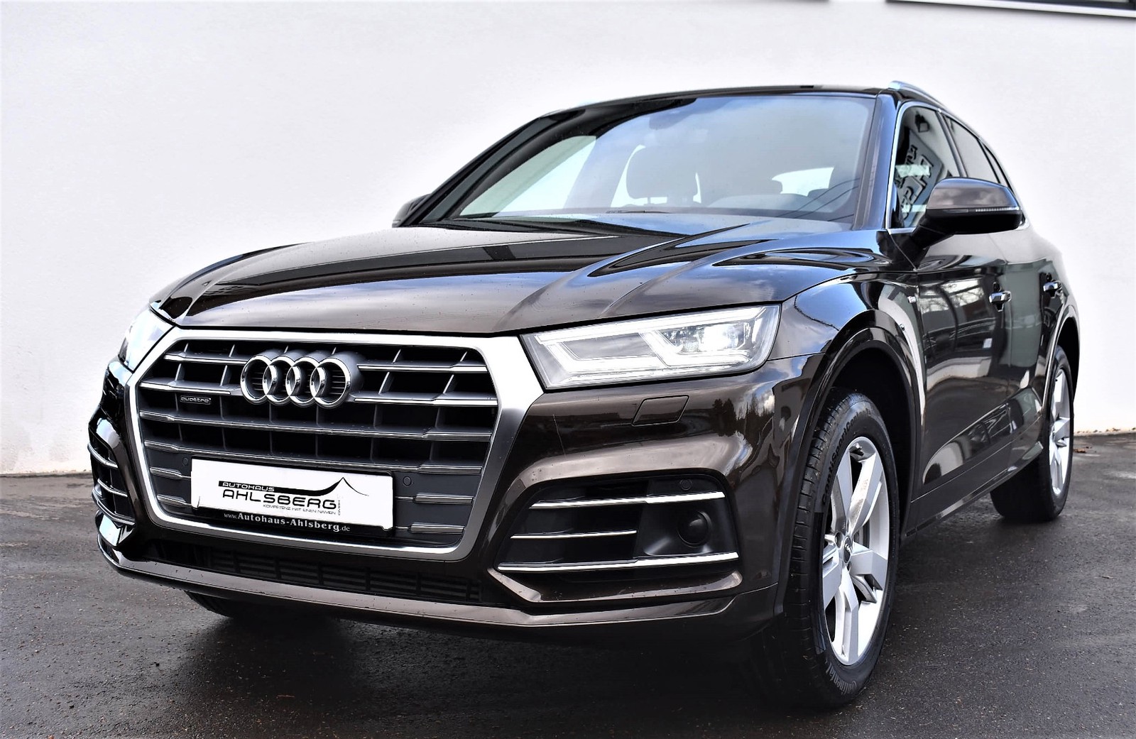 Audi Q5 3,0 TDI quattro S-Line Rückfahrka. ACC Navi LED AHK V.-Cockpit