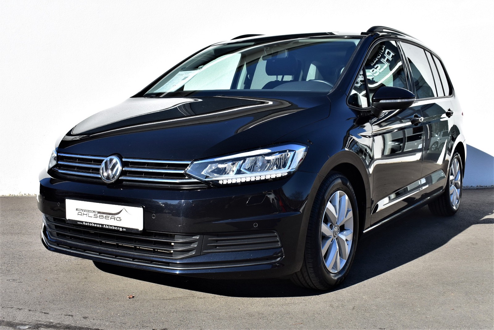Volkswagen Touran Comfortline /NAVI/LED/AHK/ACC/7-SITZER/STANDHEIZUNG