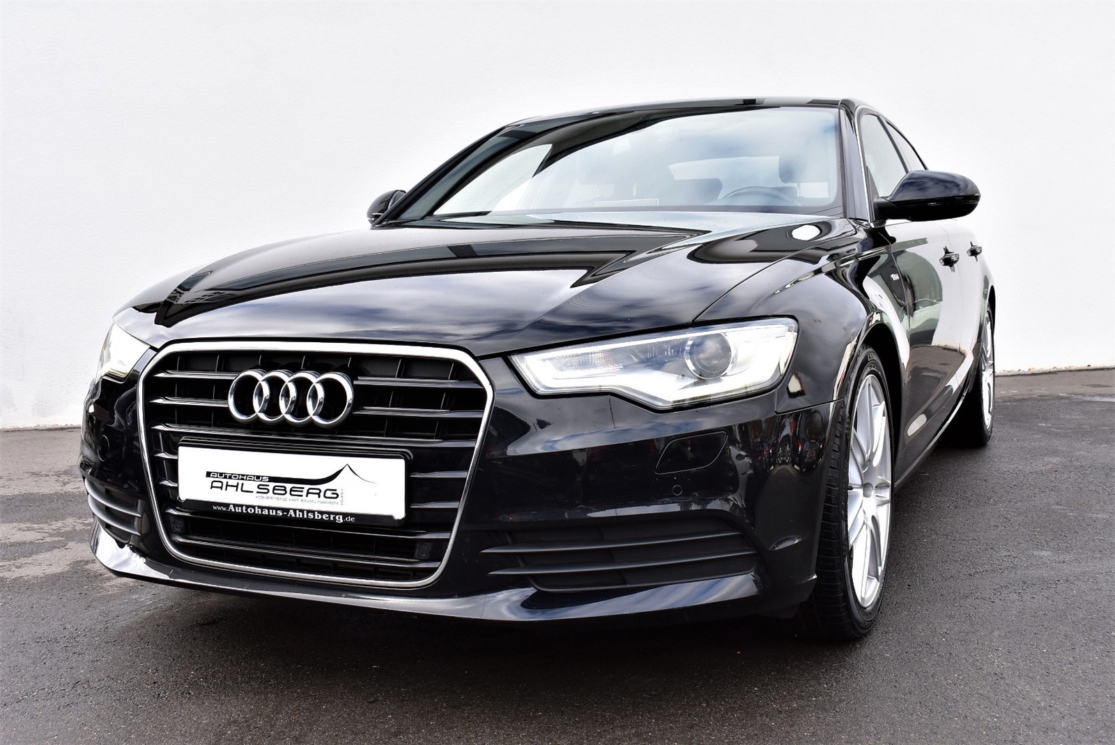 Audi A6 2.0 TDI S-Line Bi-Xenon/Navi/PDC/SHZ
