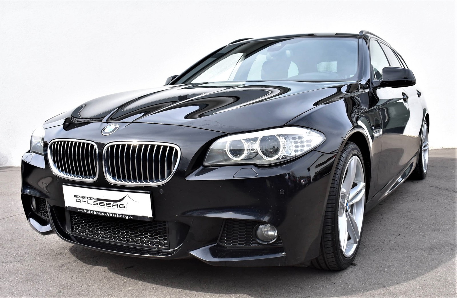 BMW 535d xDrive Touring Aut. M-Sportpaket /NAVI/LEDER/Bi-XENON/SHZ/PDC