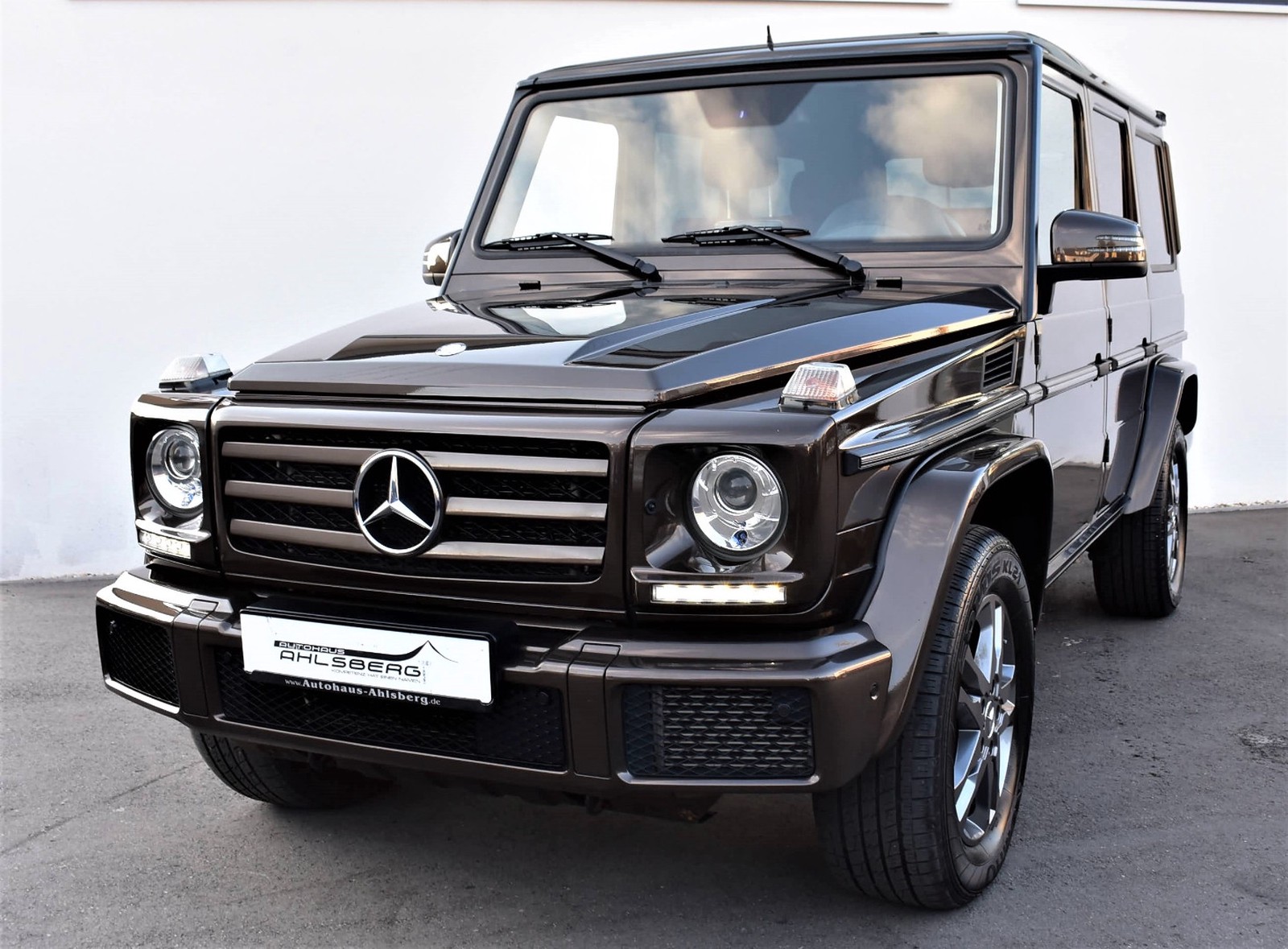 Mercedes-Benz G 500 AMG STYLING Designo SPERRDIFFERENTIAL /NAVI/LEDER/GSD/AHK/STANDHEIZUNG