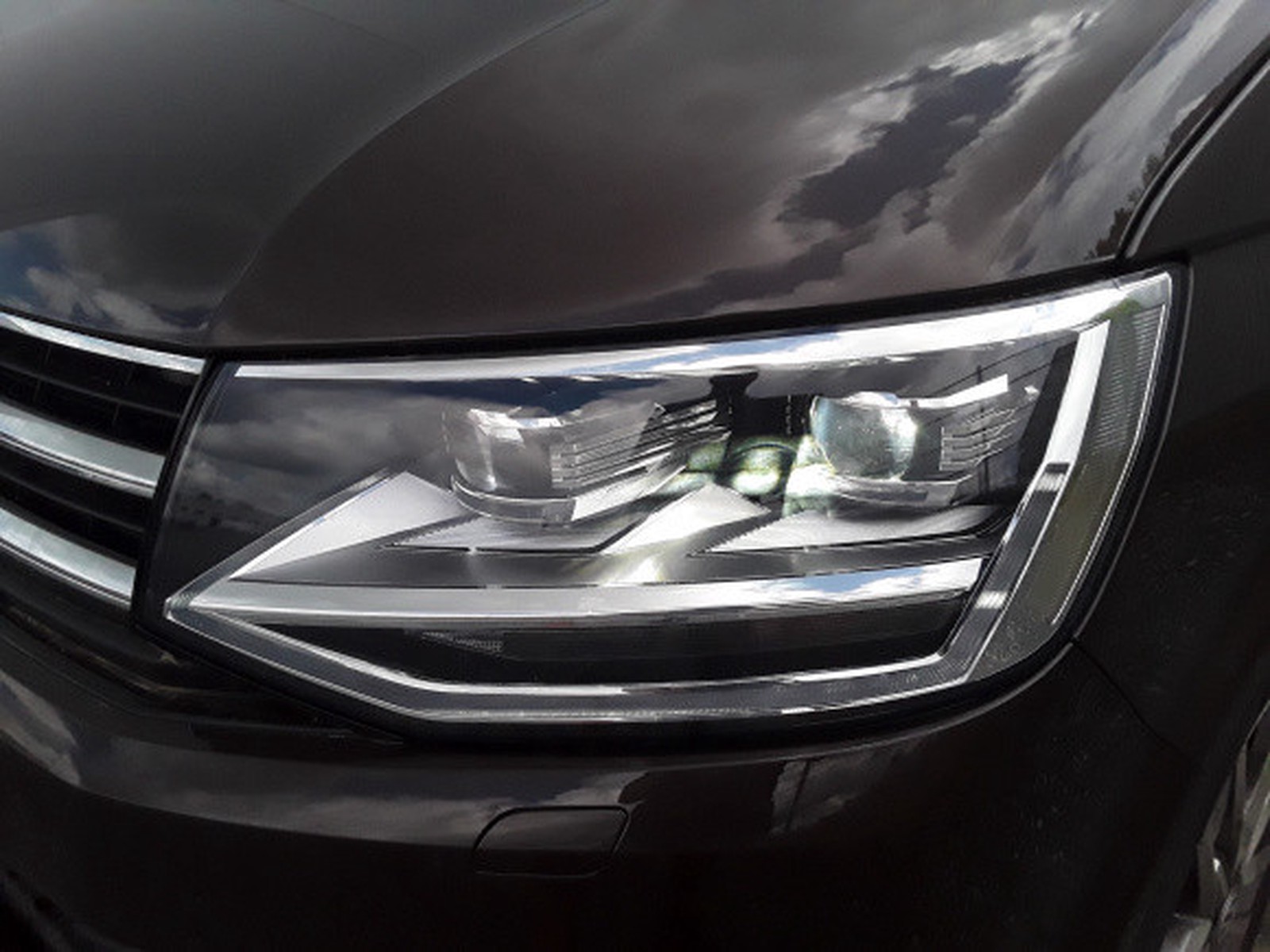 Volkswagen T6 Multivan Bulli Highline /NAVI/LEDER/LED/AHK/ACC/SIDE/FRONT