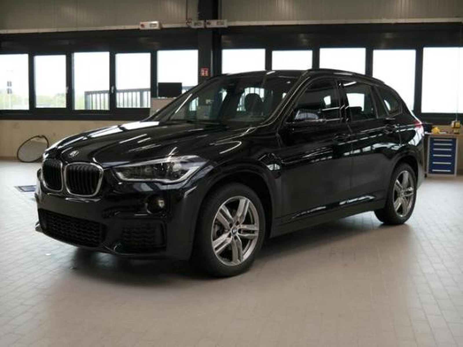 BMW X1 xDrive M Sportpaket Automatik Led AHK el.Heckklappe Driving Assistant Plus